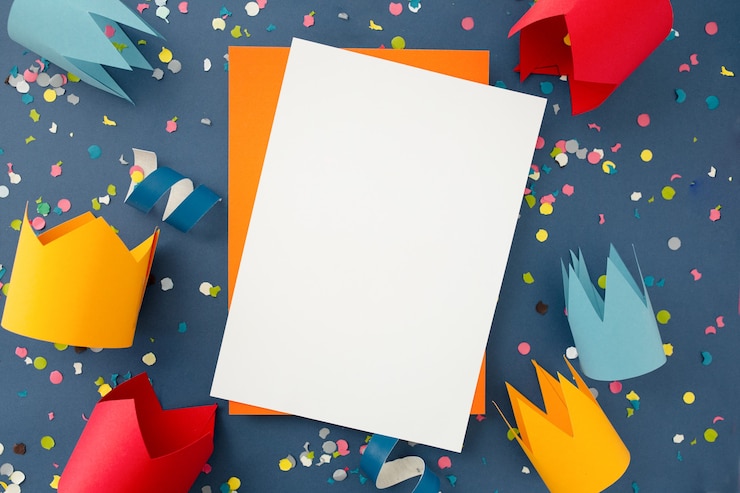 Foto gratuito hermoso fondo de colores para felicitar el cumpleaños
