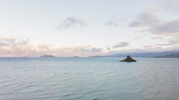 Hermoso paisaje de hawái con océano