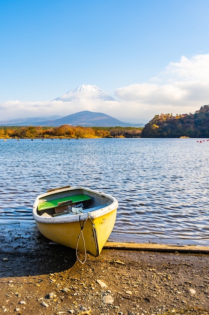 Hermoso paisaje de montaña fuji