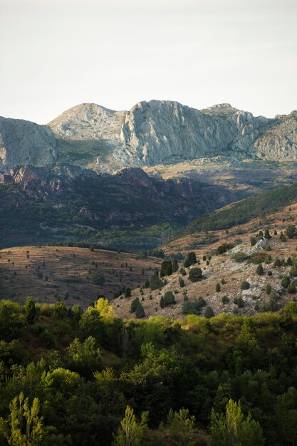 Hermoso paisaje natural de montaña.