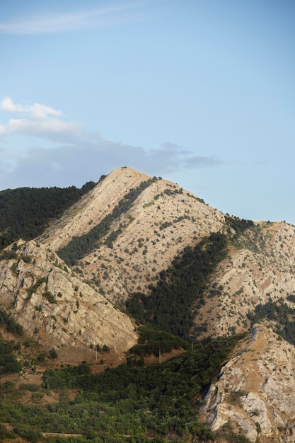 Hermoso paisaje natural de montaña.