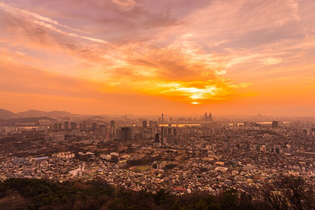 Hermoso paisaje y paisaje urbano de la ciudad de Seúl