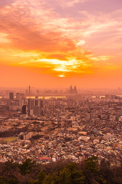 Hermoso paisaje y paisaje urbano de la ciudad de Seúl