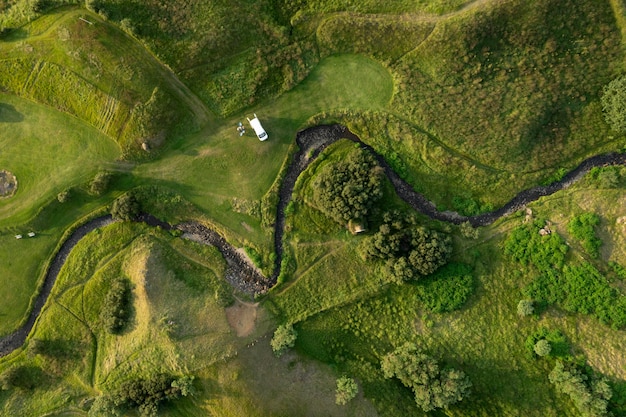 Hermosos paisajes de islandia mientras viaja