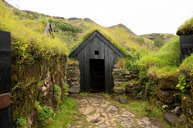 Hermosos paisajes de islandia mientras viaja