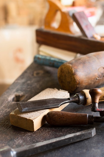 Herramientas y concepto de carpintería de madera.