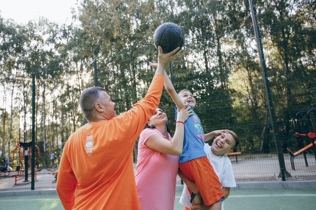 Hierba niño bola verde mujer