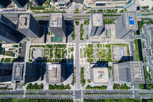 Foto gratuita hight aumento condominio y edificios de oficinas