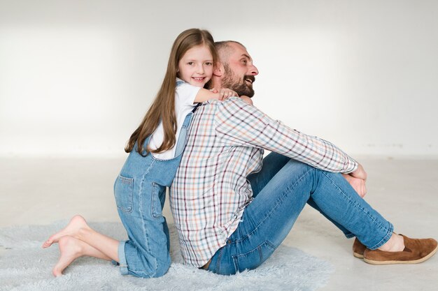 Hija y papá el día del padre