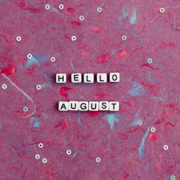 Foto gratuito hola agosto, cita con cuentas