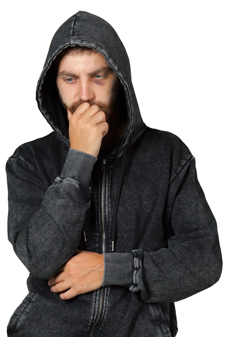 Foto gratuito hombre en la capucha o hooligan