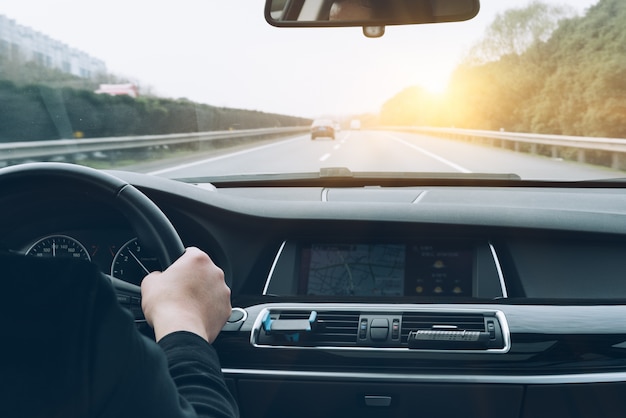 Hombre, conducción, coche, trasero, vista