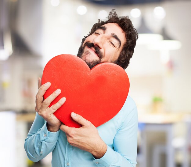 Hombre con un corazón