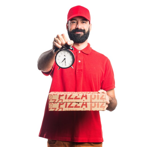 Hombre de entrega de pizza con reloj vintage