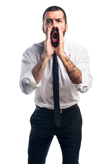 Foto gratuita hombre de negocios gritando