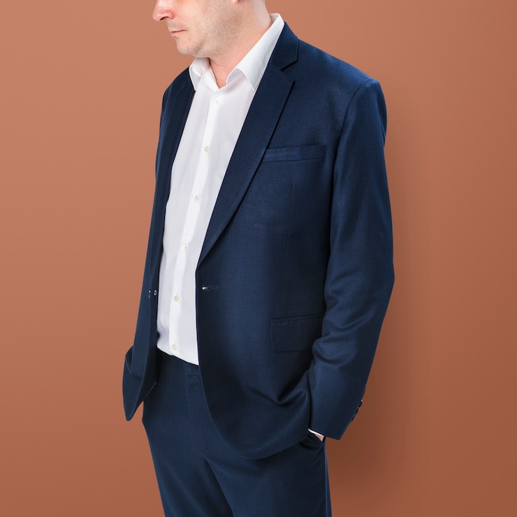 Foto gratuito hombre de negocios, llevando, un, formal, traje negro