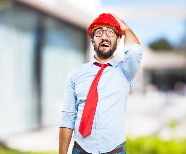 hombre de negocios loca expresión de preocupación