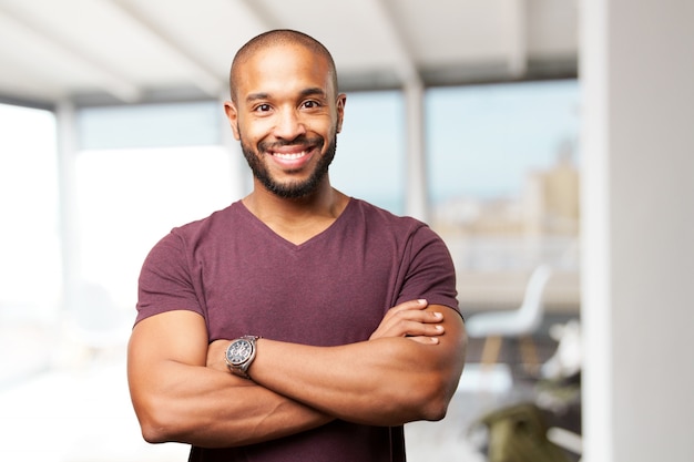 hombre de negocios negro feliz expresión