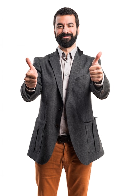 Foto gratuita hombre con el pulgar hacia arriba