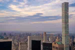 Foto gratuita horizonte al atardecer de la ciudad de nueva york