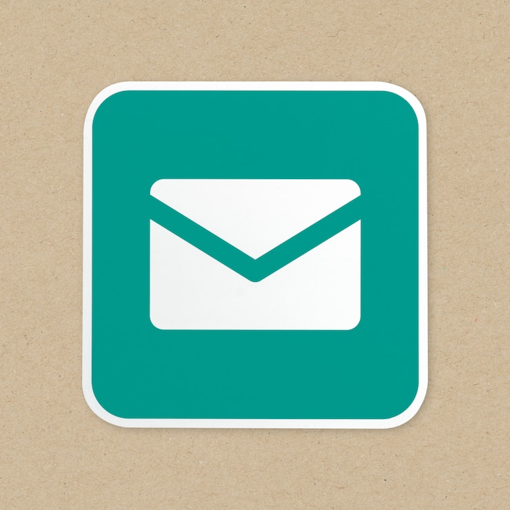 Foto gratuito icono de correo verde botón aislado
