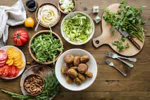 Foto gratuita idea de receta de falafel de camote para veganos