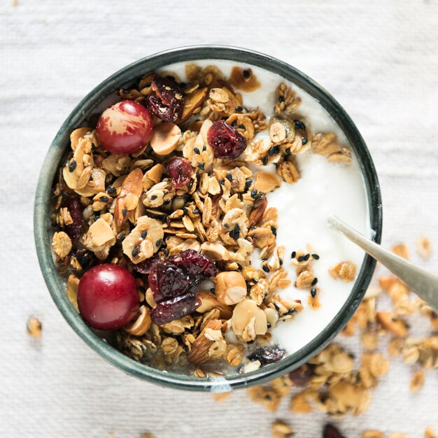 Idea de receta de fotografía de comida de granola saludable