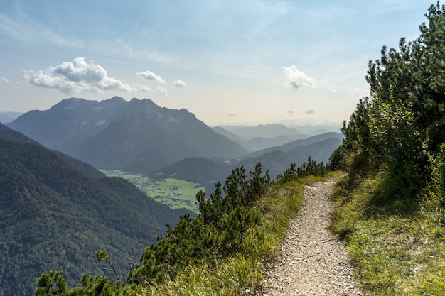 Impresionante toma del hermoso paisaje de Horndlwand en Alemania