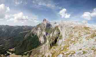 Foto gratuita impresionante vista de hermosas montañas.