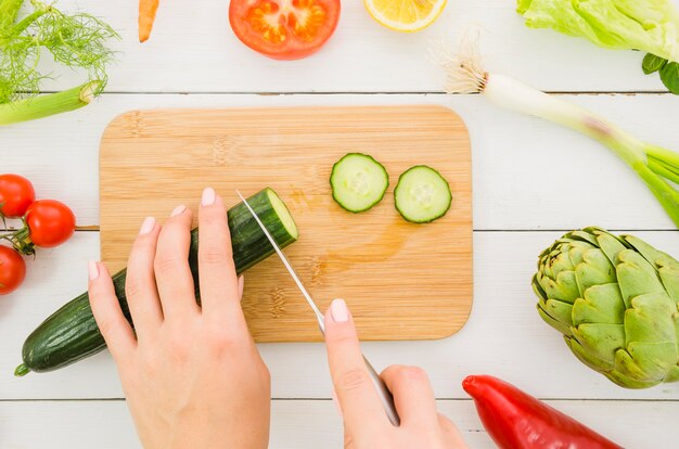 Ingredientes saludables de una ensalada