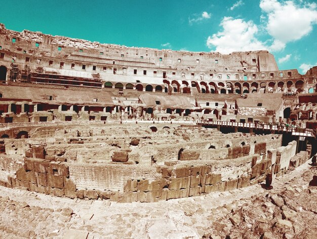 Interior del coliseo romano