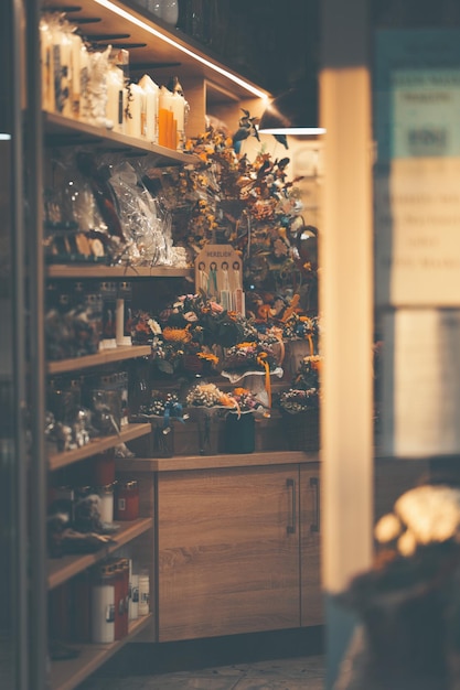 Interior de una tienda de flores