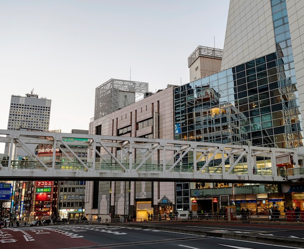 Foto gratuita japón calles y edificios paisaje urbano.