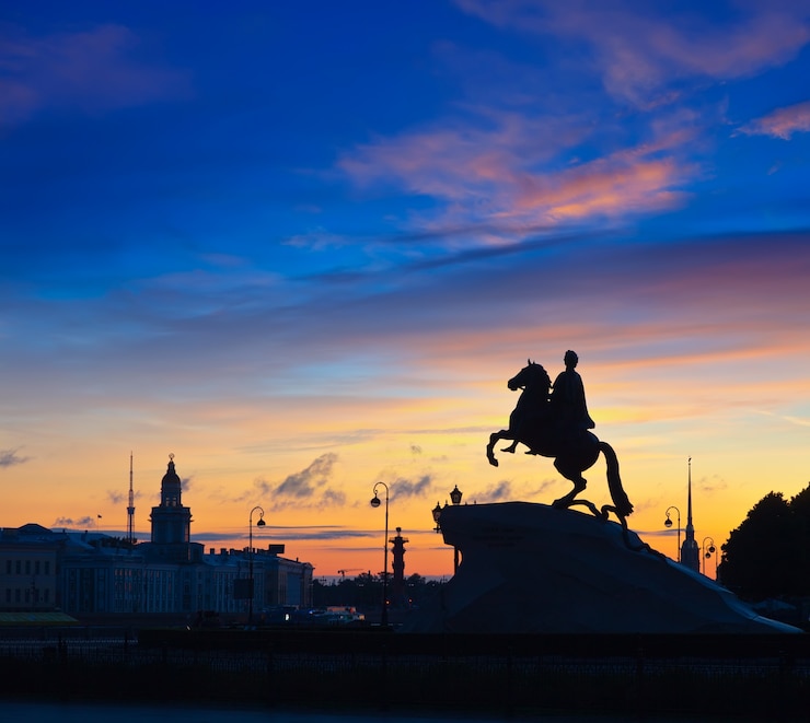 Foto gratuito jinete de bronce en san petersburgo