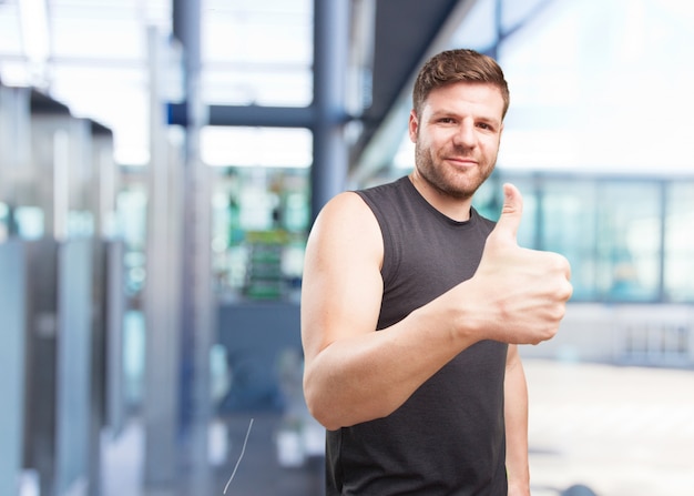 joven hombre de los deportes expresión feliz