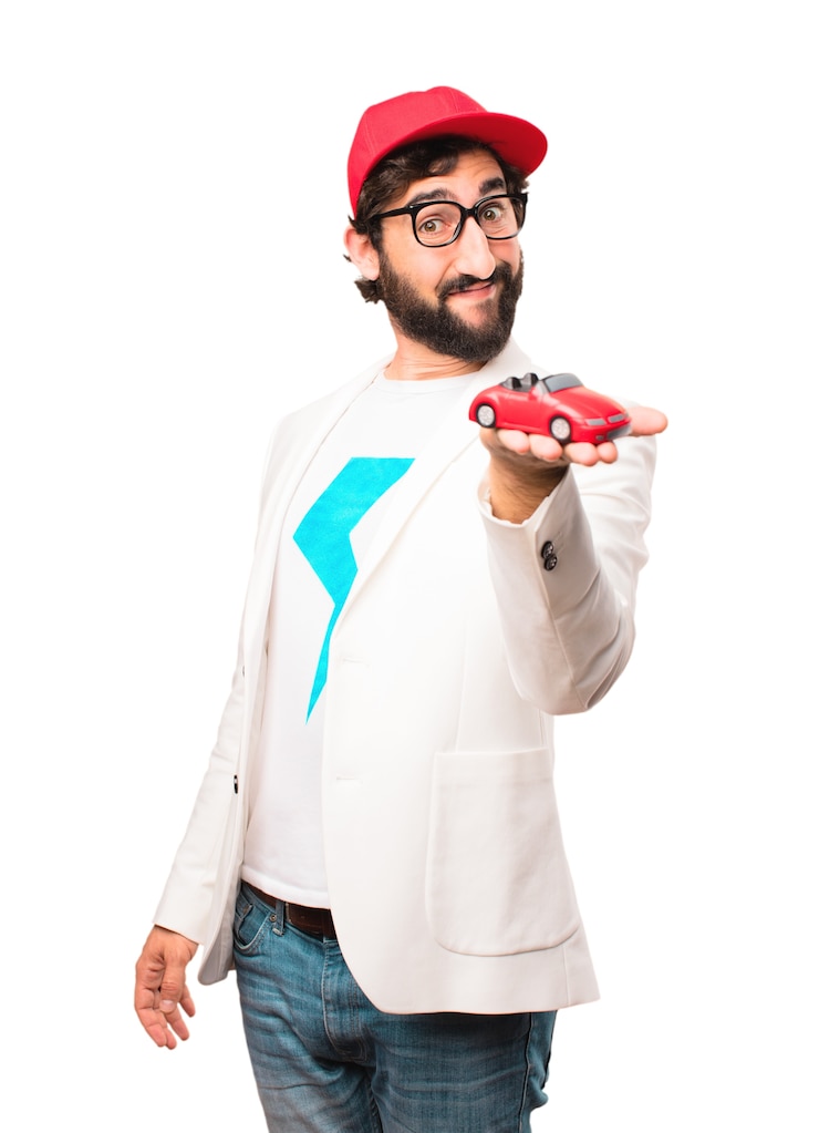 Foto gratuito joven loco hombre de negocios con un coche rojo juguete