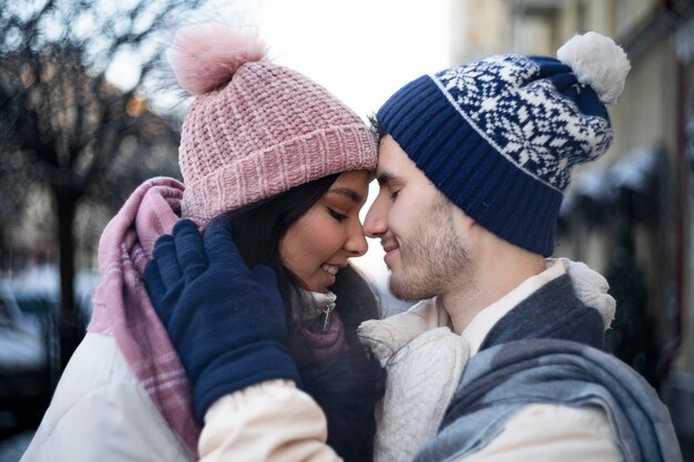 Jóvenes en época de invierno