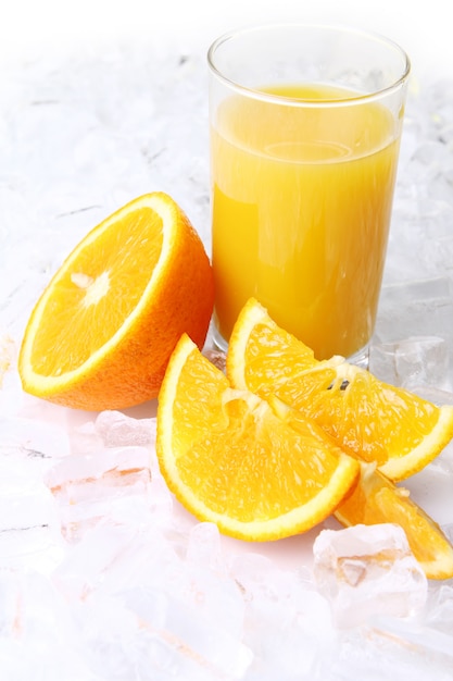 Jugo de naranja fresco