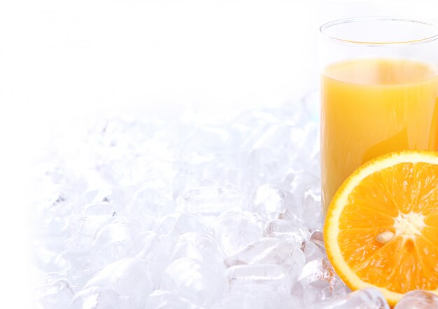 Jugo de naranja fresco