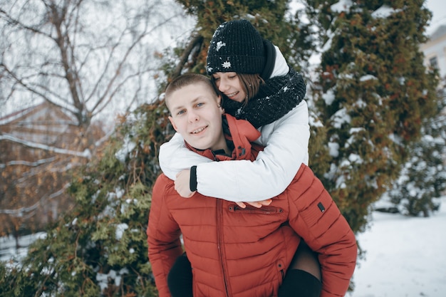 Juntos estilo de vida blanco retrato masculino