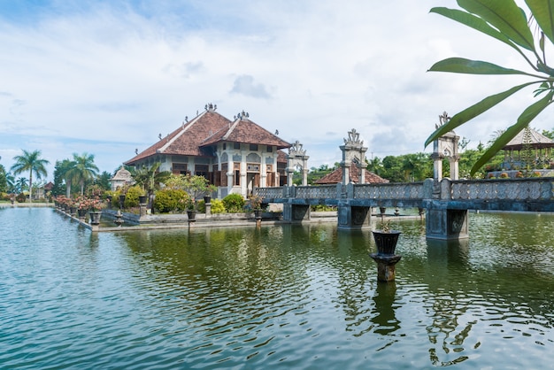 Karangasem agua templo palacio en Bali