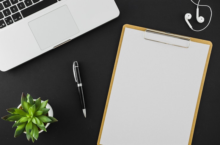 Photo Gratis konsep flat lay dari clipboard