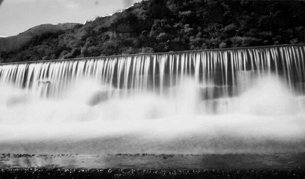 Larga exposición cascadas río naturaleza agua