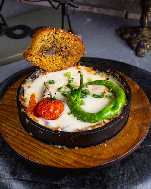 Lasaña de carne con tomate y pimiento