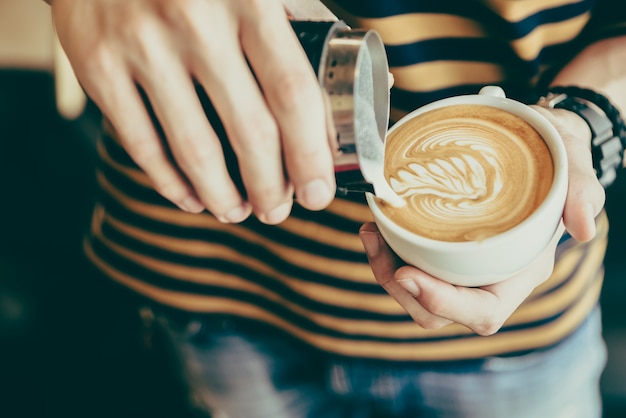 Latte taza de café del arte