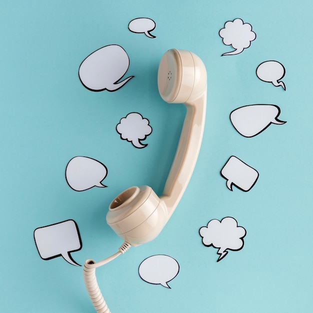 Lay Flat de burbujas de chat con receptor de teléfono