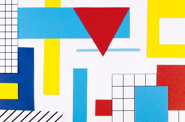Lay Flat de triángulos y formas de papel de colores