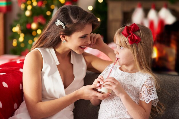 Leche preparada por la madre con biberón