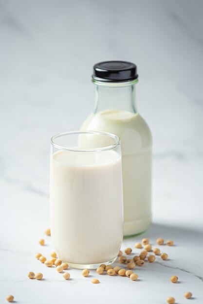 Leche de soja, productos alimenticios y bebidas de soja Concepto de nutrición alimentaria.