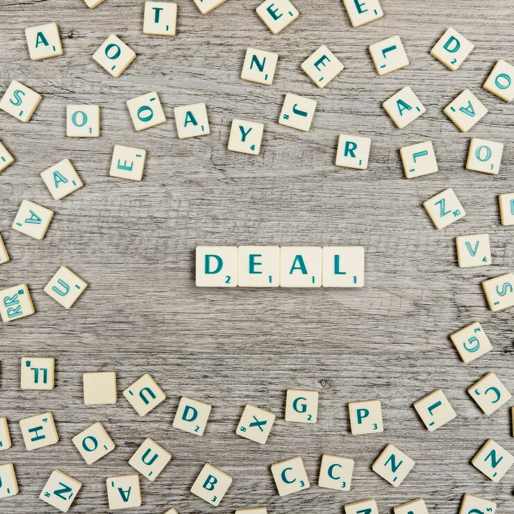 Foto gratuito letras formando la palabra deal